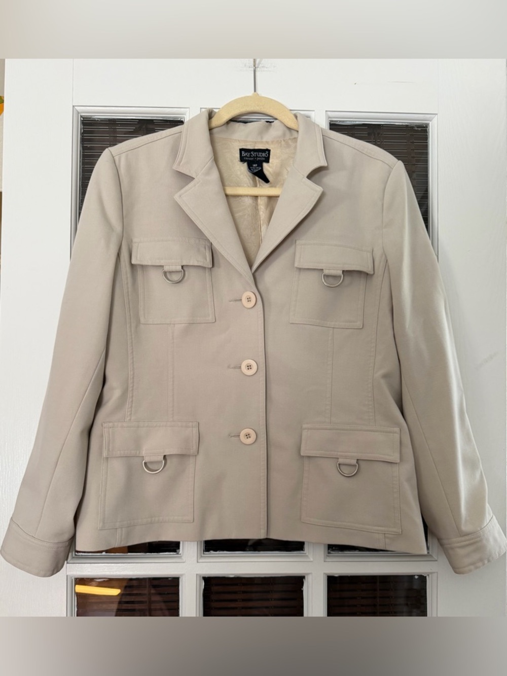 Bay Studio Career Women’s 14P Beige Flap Pocket 3-Button Blazer | SKU 0152
